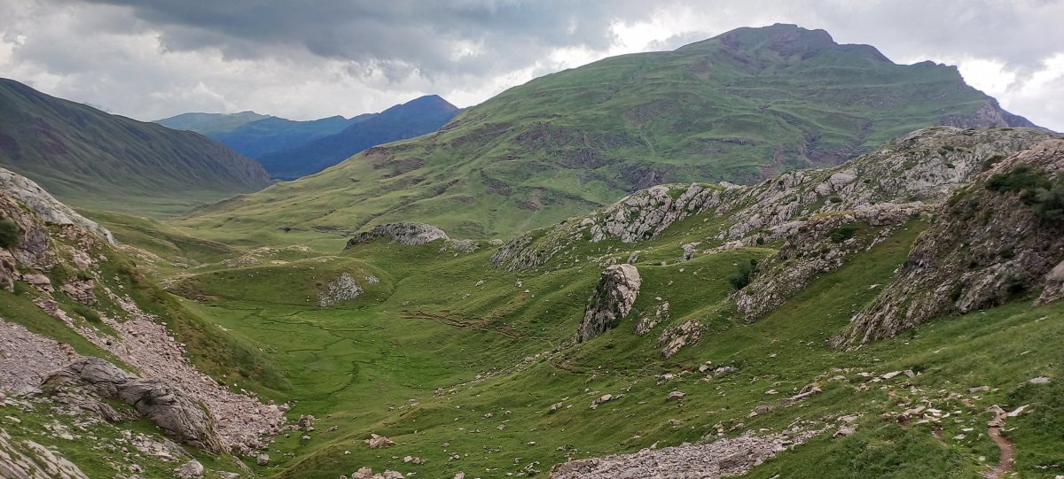 Acue (2258m) Estanesko leporako sendatik