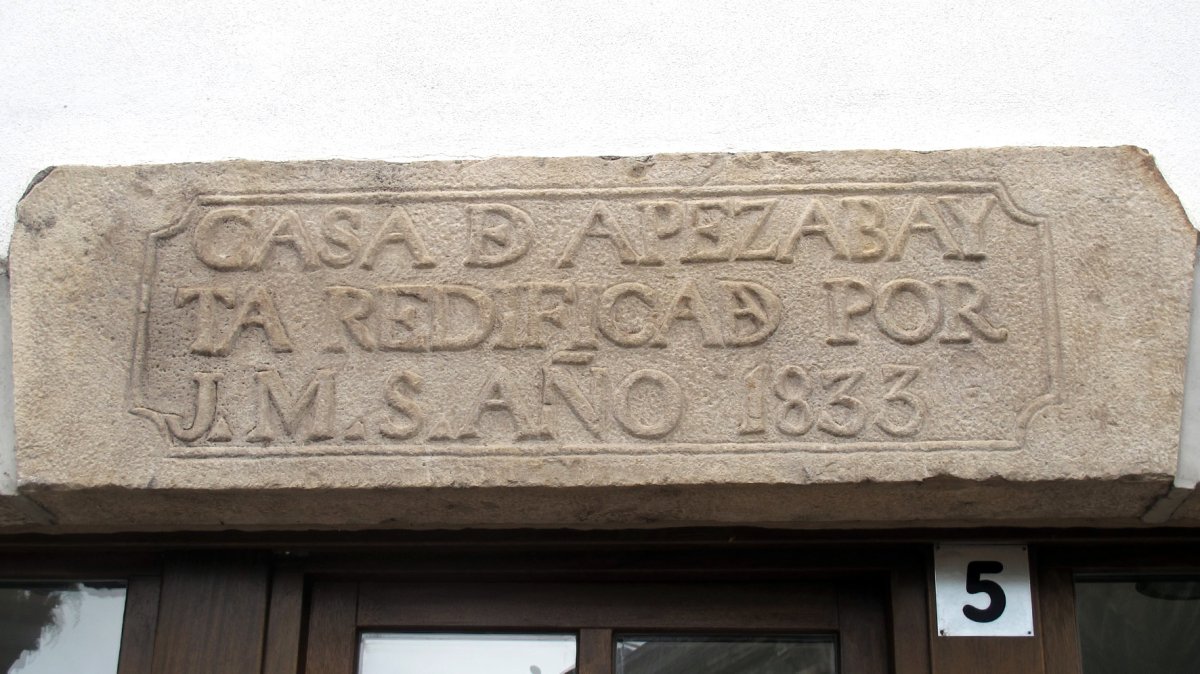 Apezabaita exeko epigrafia, Bera