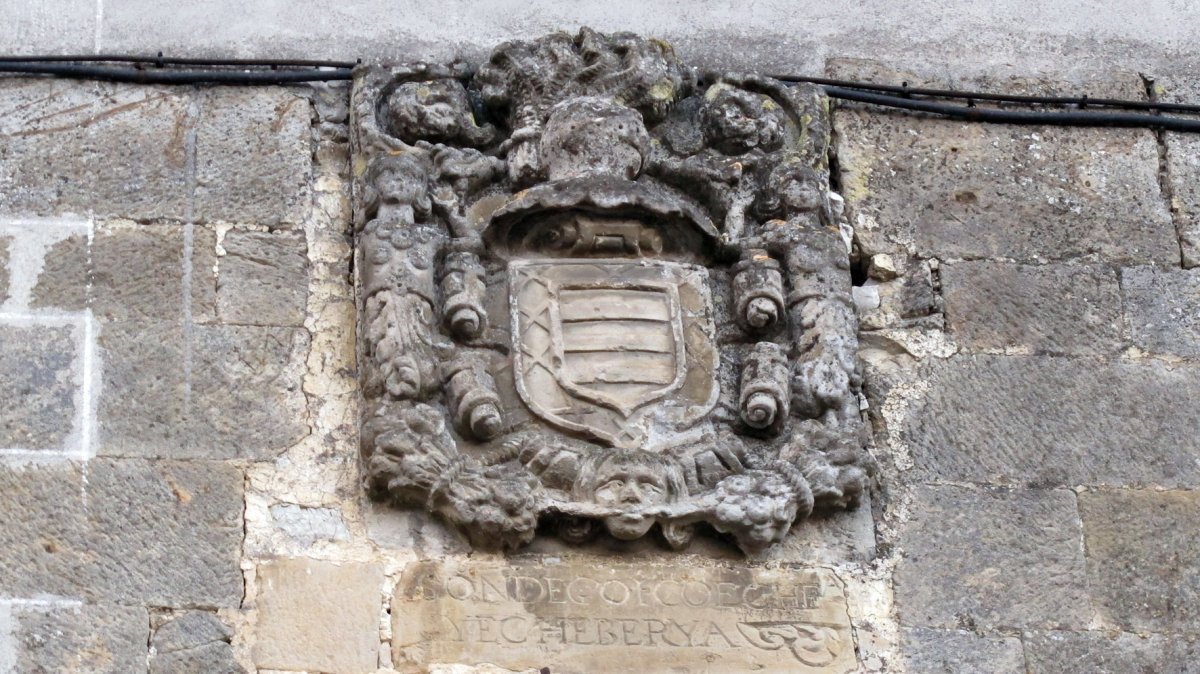 Kristobalena etxeko armarria, Bakaiku