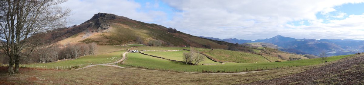 Legate, Larratzu aldeko lepotik