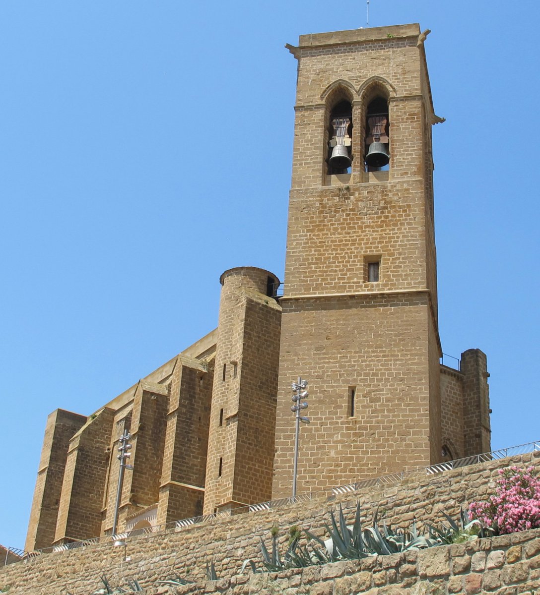 San Saturnino eliza, Artaxoa