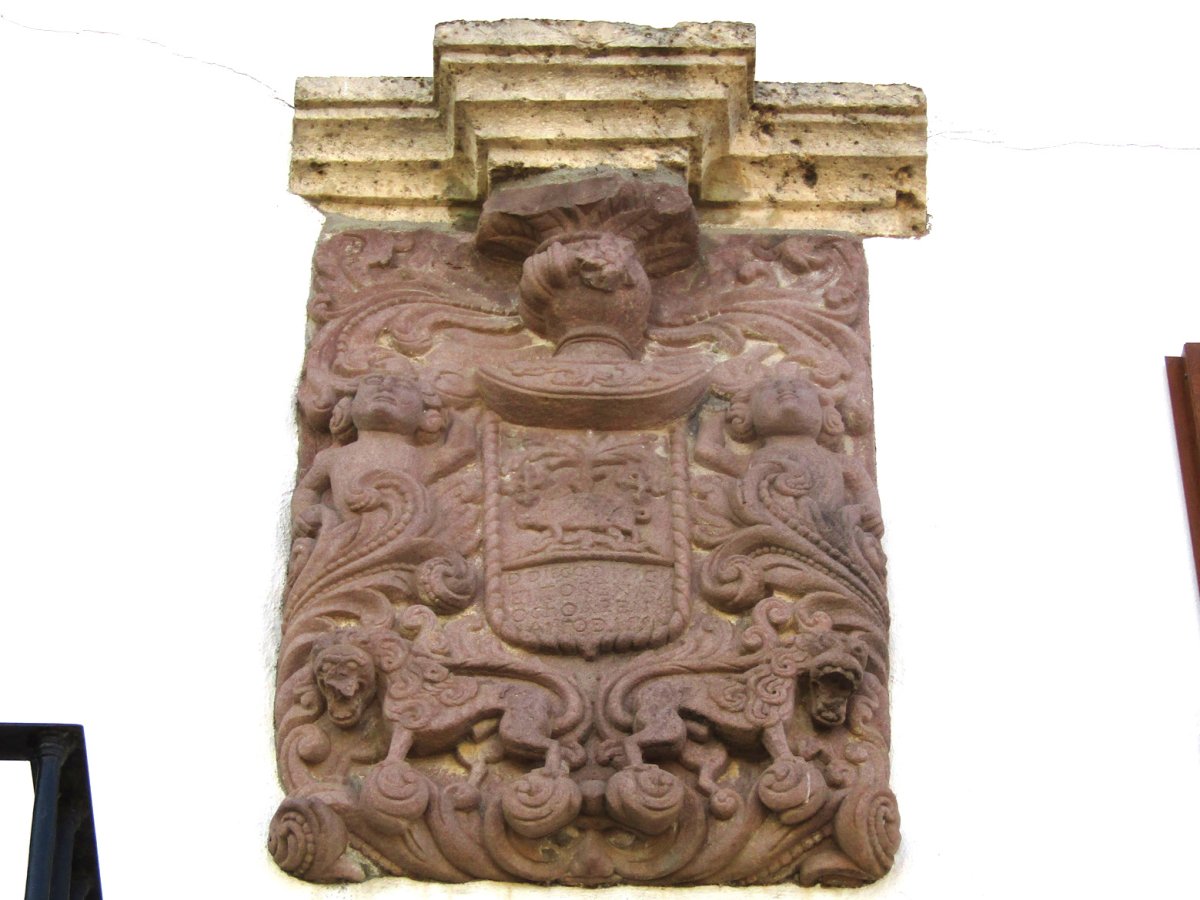 Utxunea etxeko armarria, Igurin-Donamaria