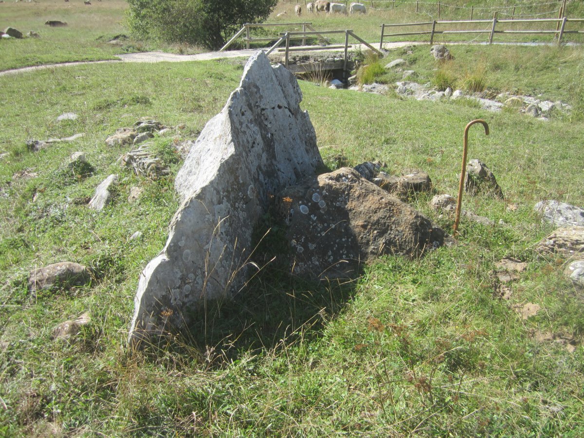 Dólmen Linza 1 Norte (09-2023)