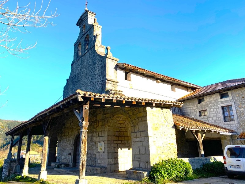 Andra Mari Ermita-Santutegia