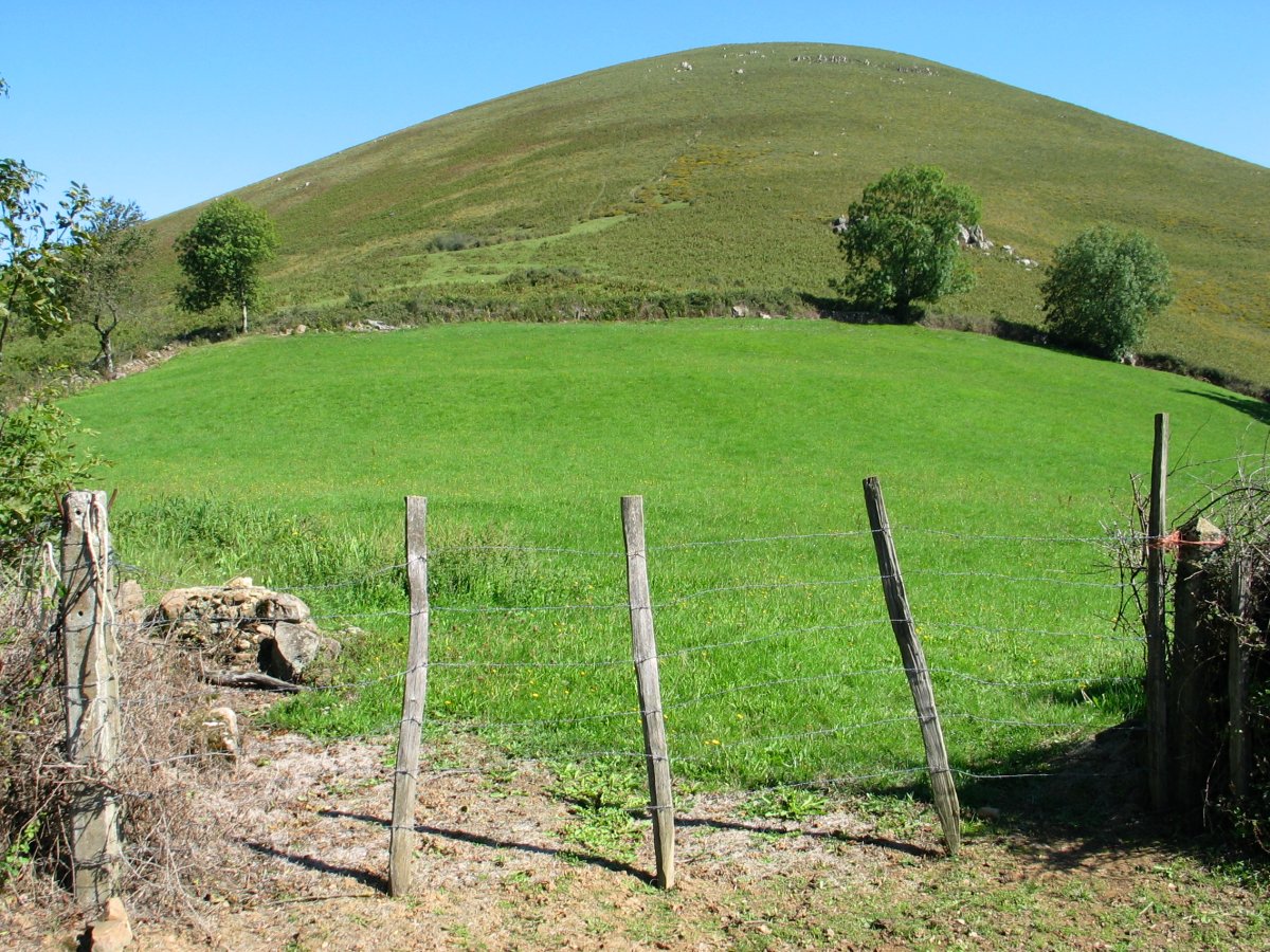 Esterenzubi aldeko igoera