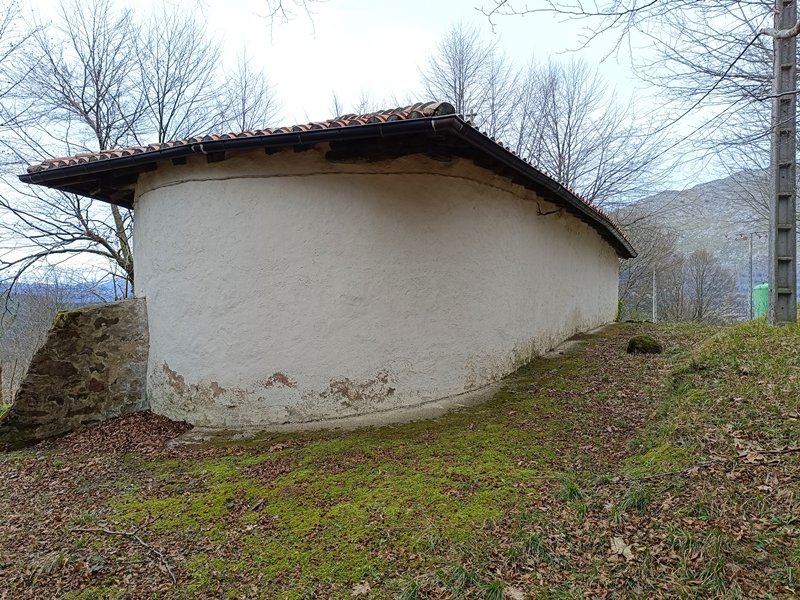 San Migel Mendi Ermita. Angiozar