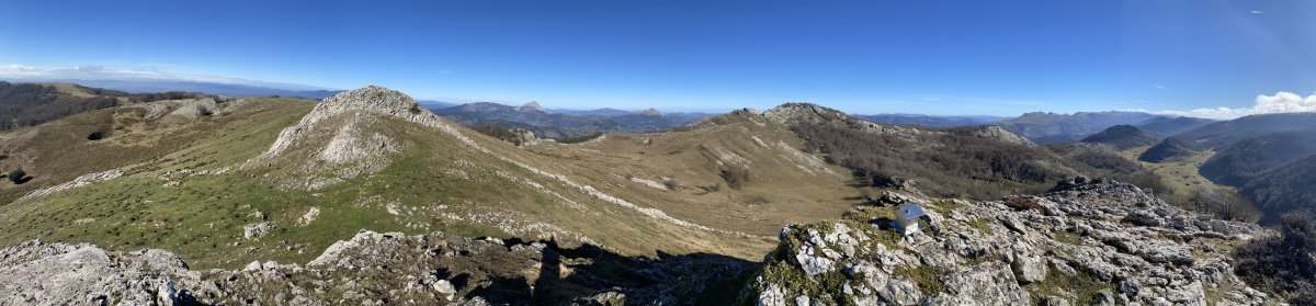 Panoramika Ekialdeko Tontorretik