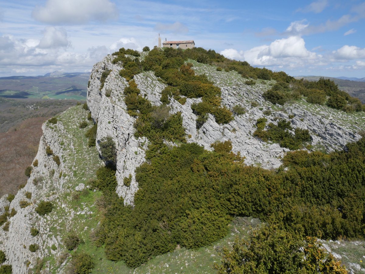 Etxauriko Haitza, tontorra hegoaldeko bizkarretik