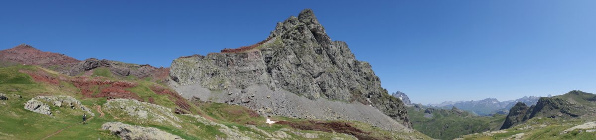 Anayetera gerturatzen