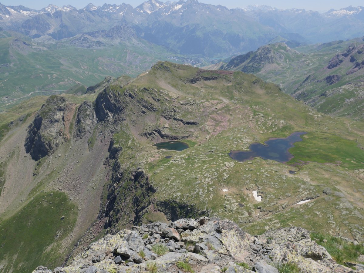 Espelunciecha eta iboiak Anayet tontorretik ikusita