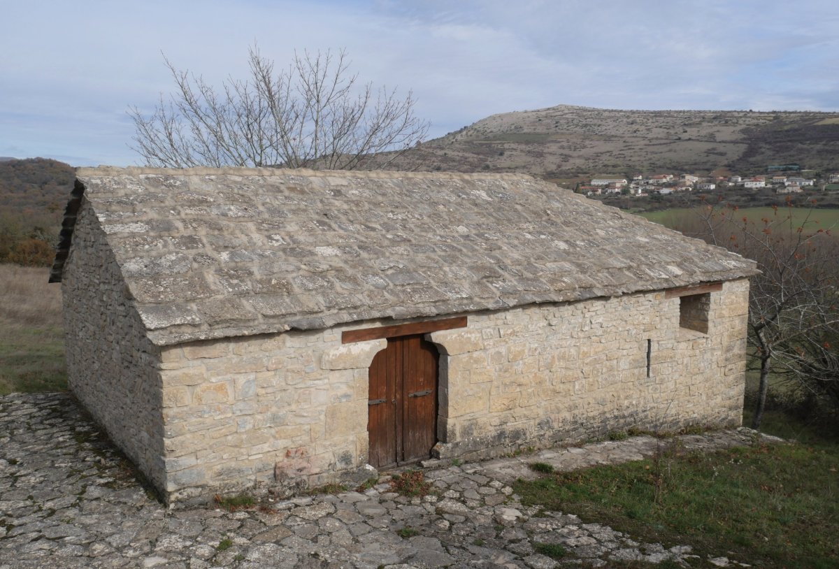 Madalena baseliza, Azantza aldean