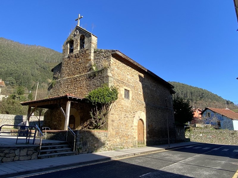 Irauregiko San Antolin Ermita. Alonsotegi