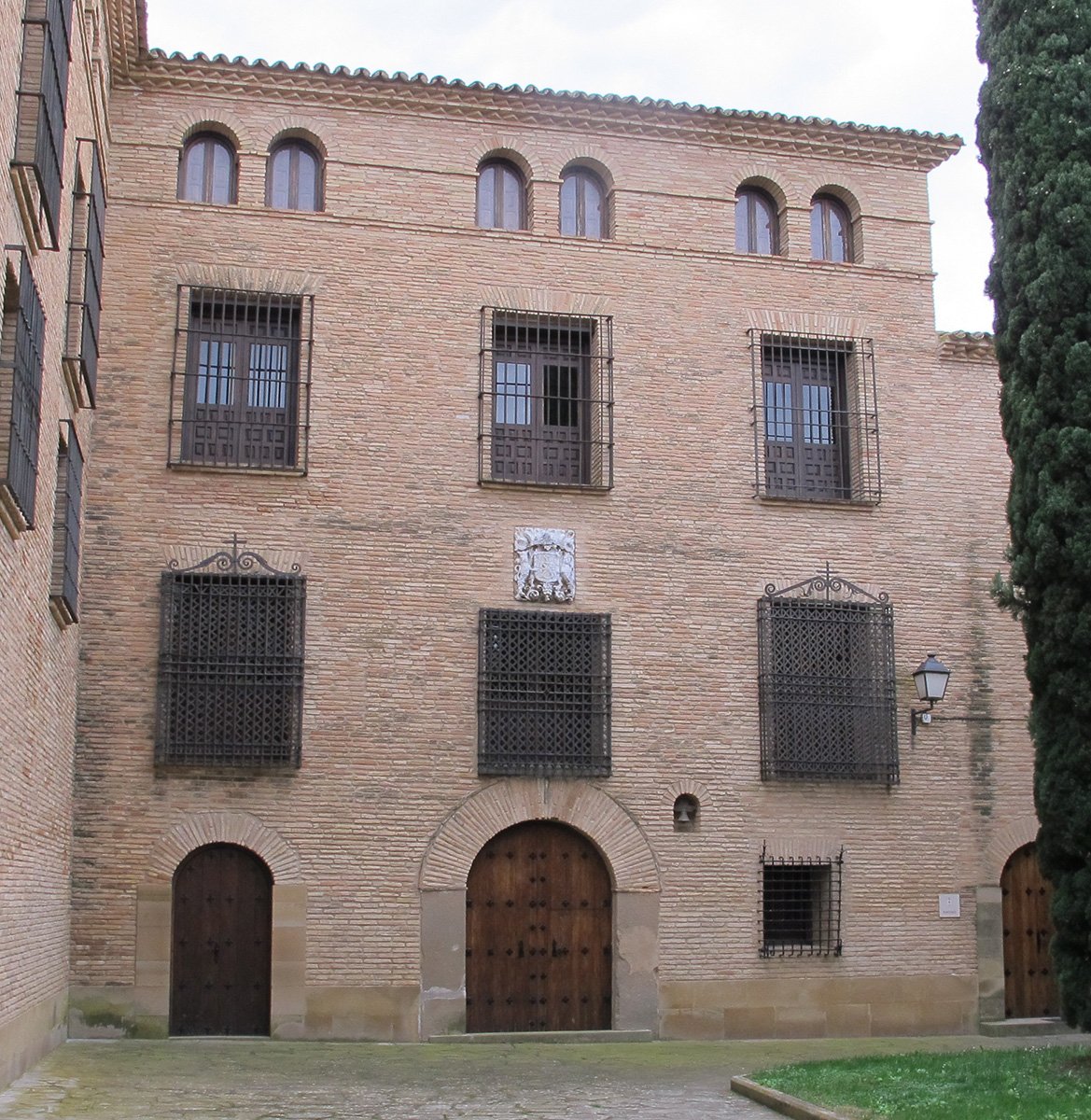 Santa María de la Caridad monastegia, Tulebras