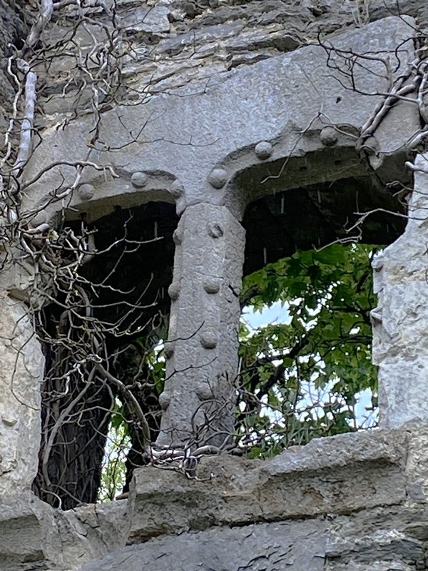 Andre Mariaren Sorkundearen Eliza. Legutio (Nafarrate)