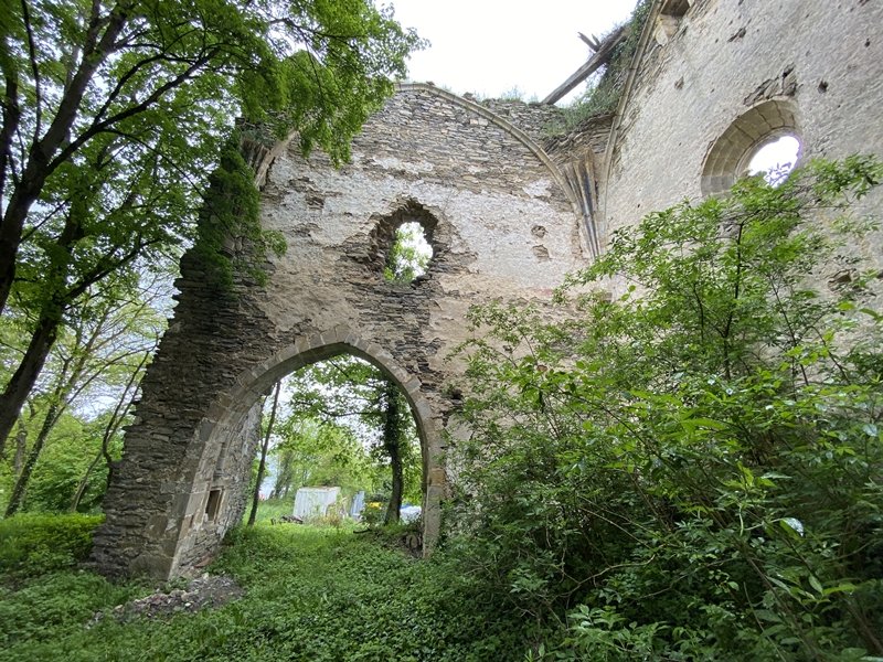 Andre Mariaren Sorkundearen Eliza. Legutio (Nafarrate)