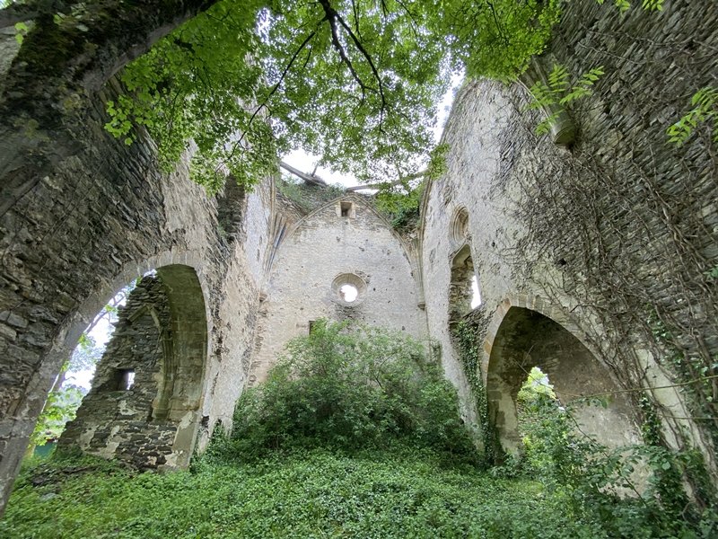 Andre Mariaren Sorkundearen Eliza. Legutio (Nafarrate)