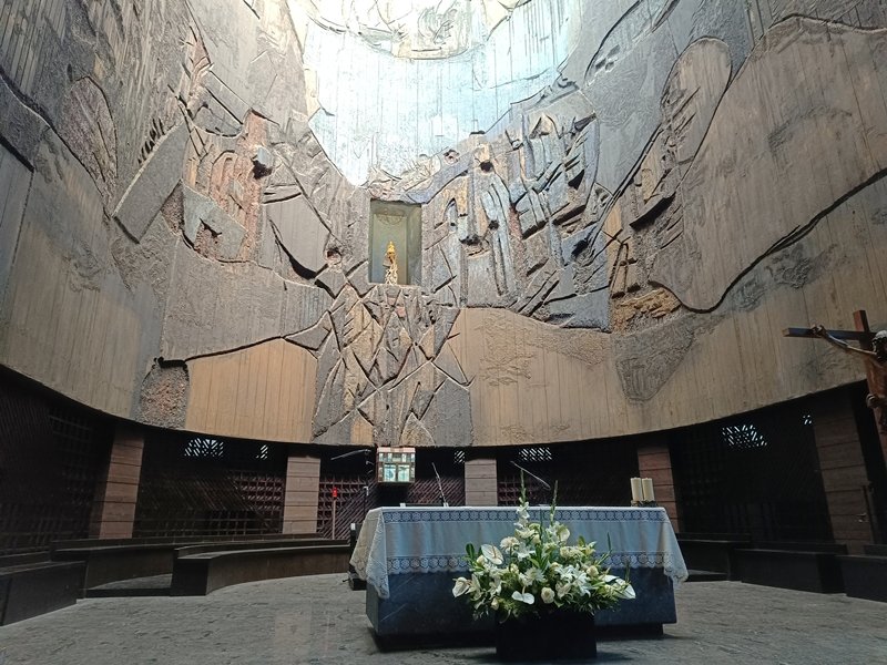 Arantzazuko Andra Mari Santutegia. Oñati