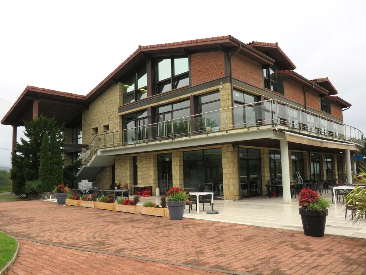 Goiatzaz Aundi, Donostia