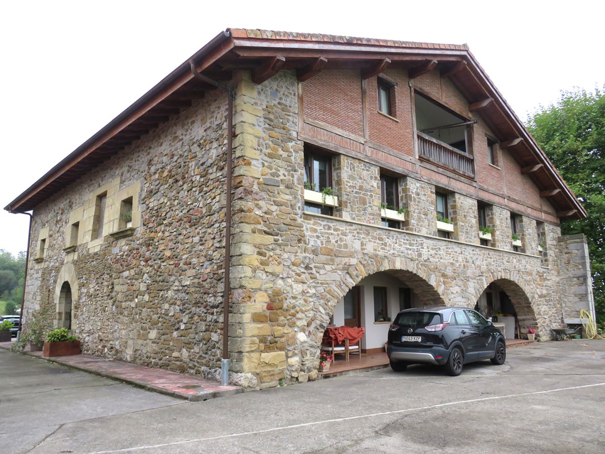 Unanue Zar baserria, Donostia