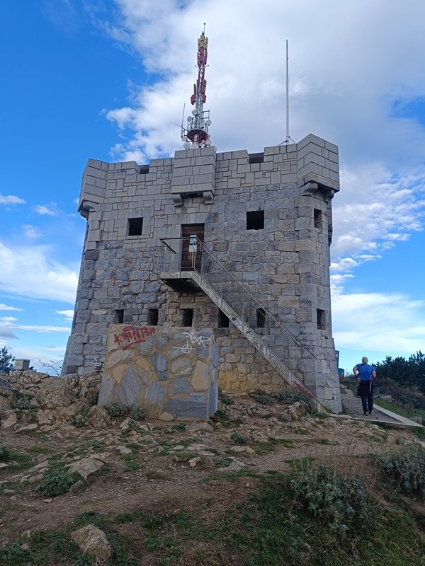 Serantesko Dorrea. Santurtzi