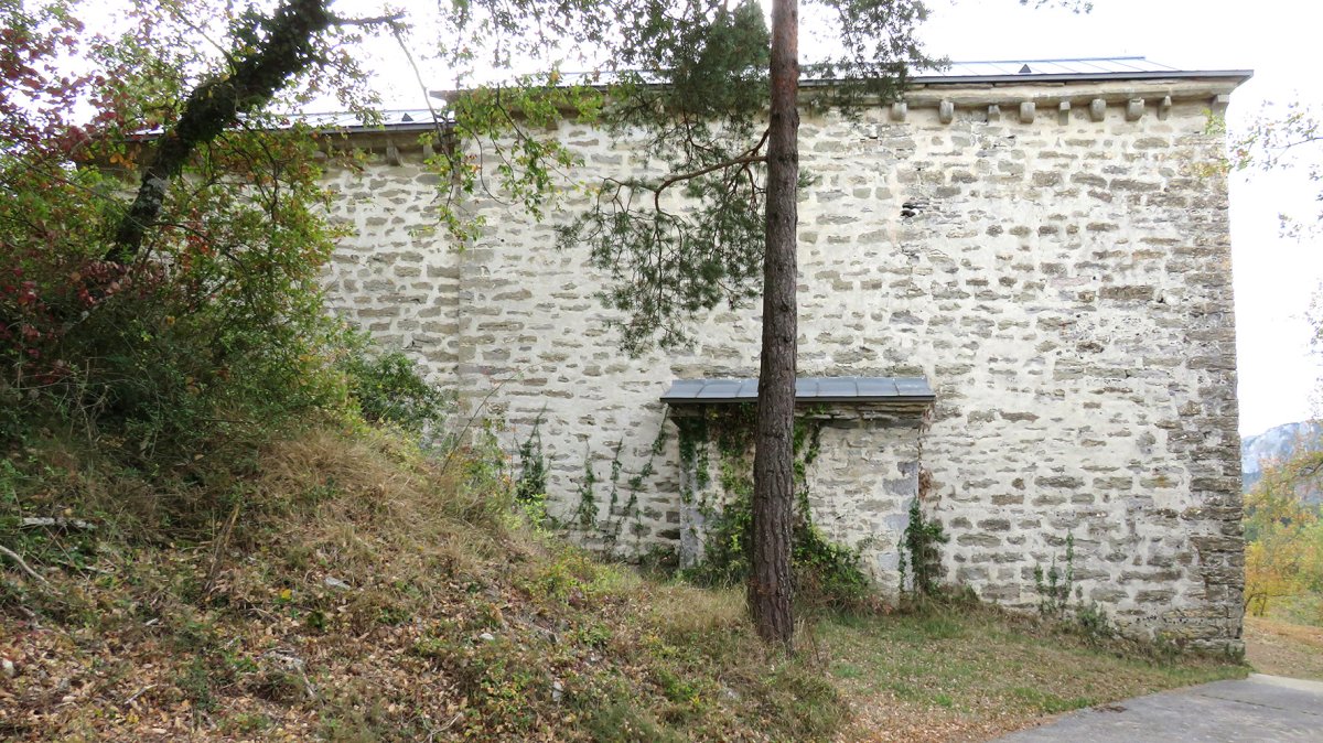 San Pedro eliza, Zuhatzu-Kuartango