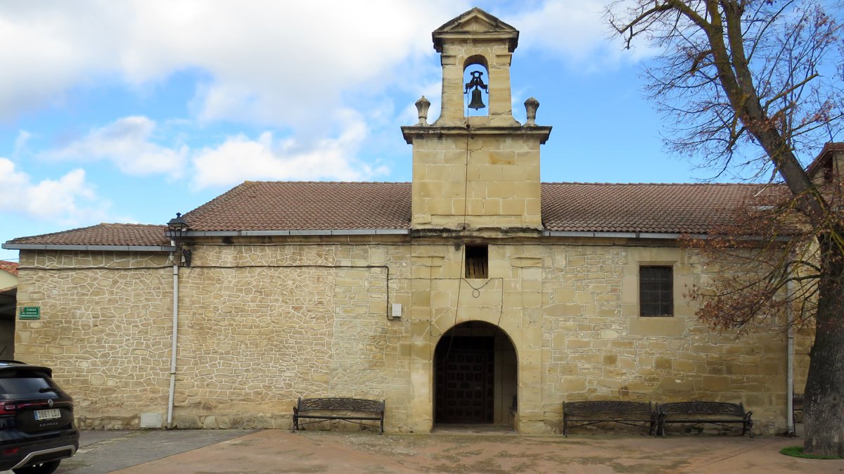 San Esteban eliza, Saratsu-Lantaron