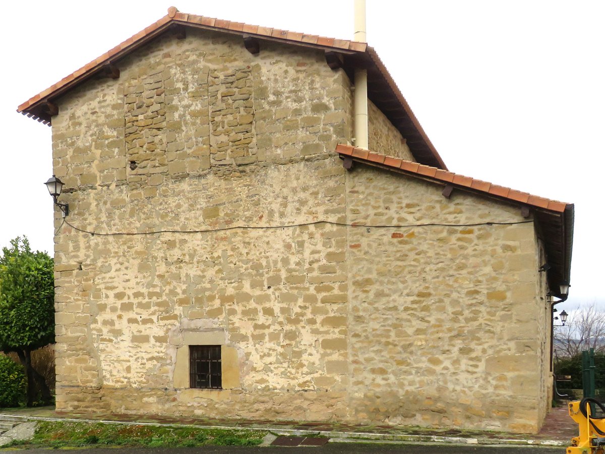 San Juan Bautista eliza, Manzanos-Erriberabeitia