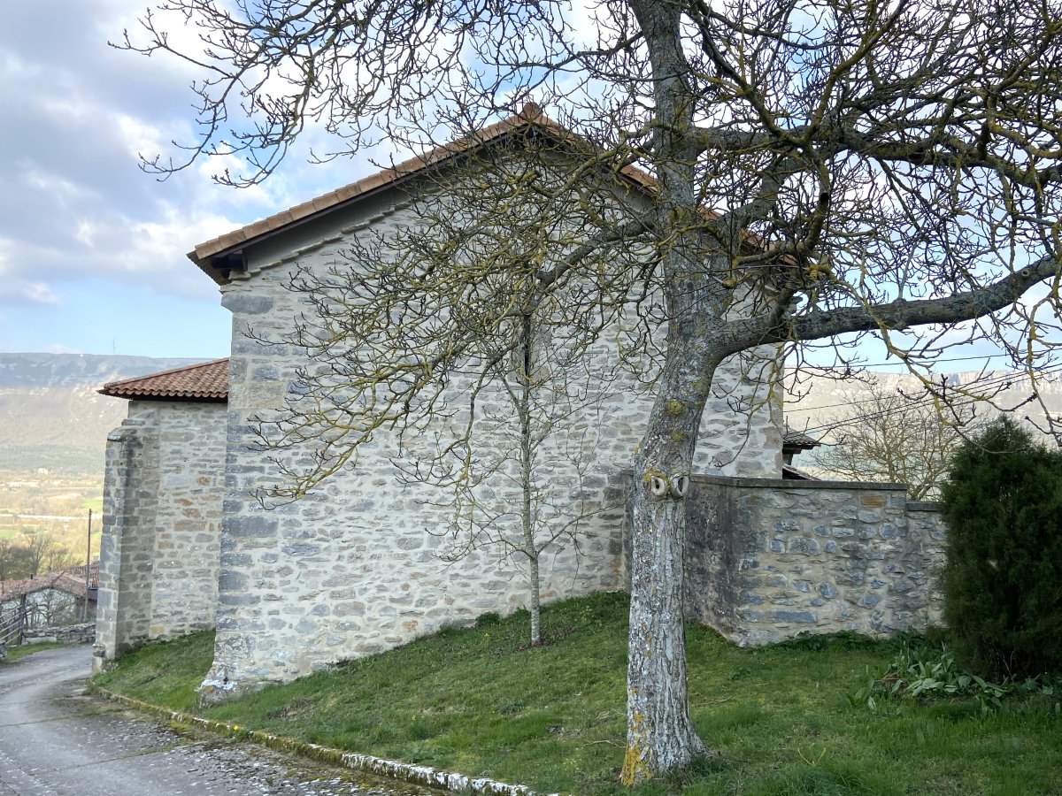 San Quirico eta Santa Julita Eliza. Kuartango (Uribarri-Kuartango)