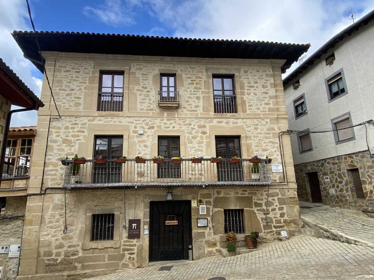 Ozpinatarren Jauregia. Añana (Gesaltza Añana)