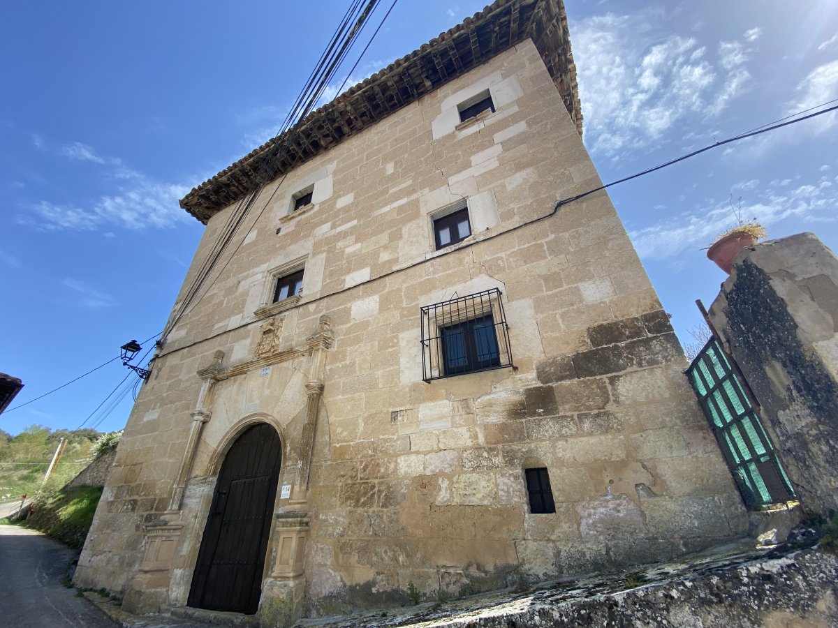 Angulo Jauregia. Gaubea (Villanueva de Valdegovia)