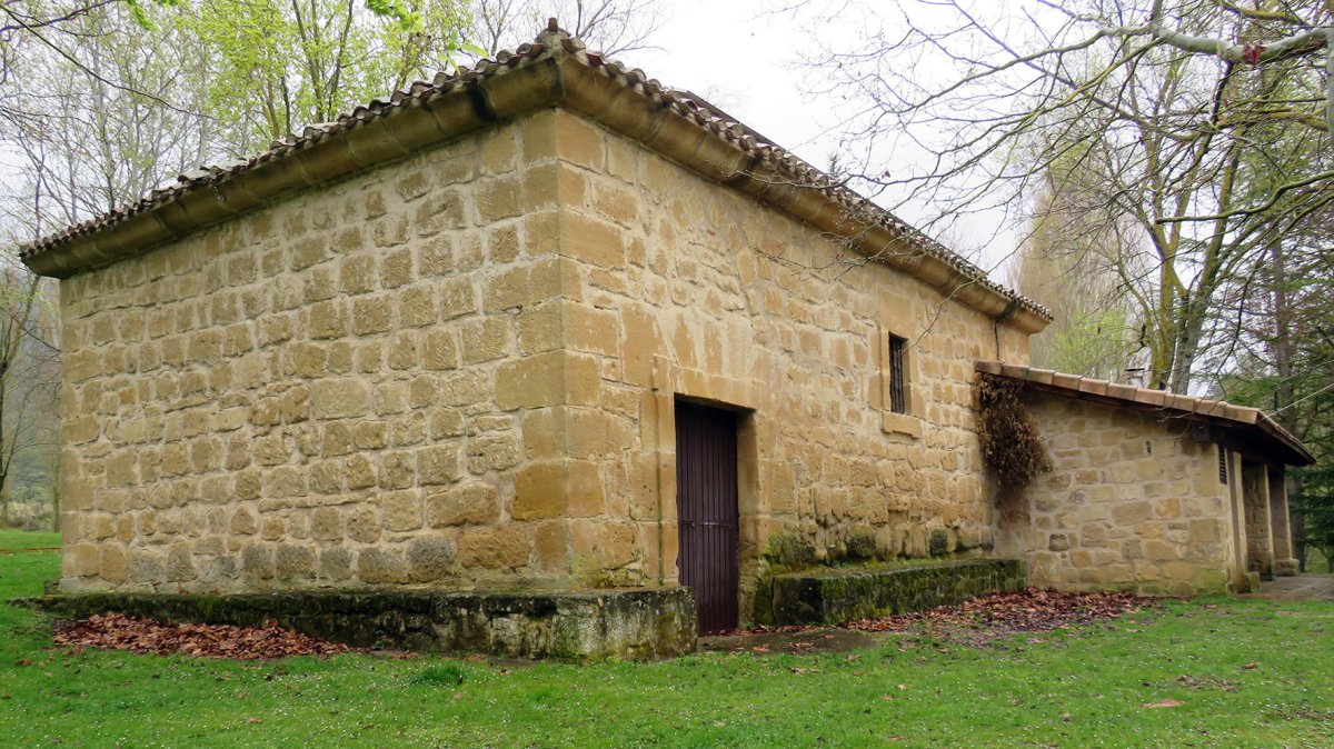 San Gines ermita, Bastida