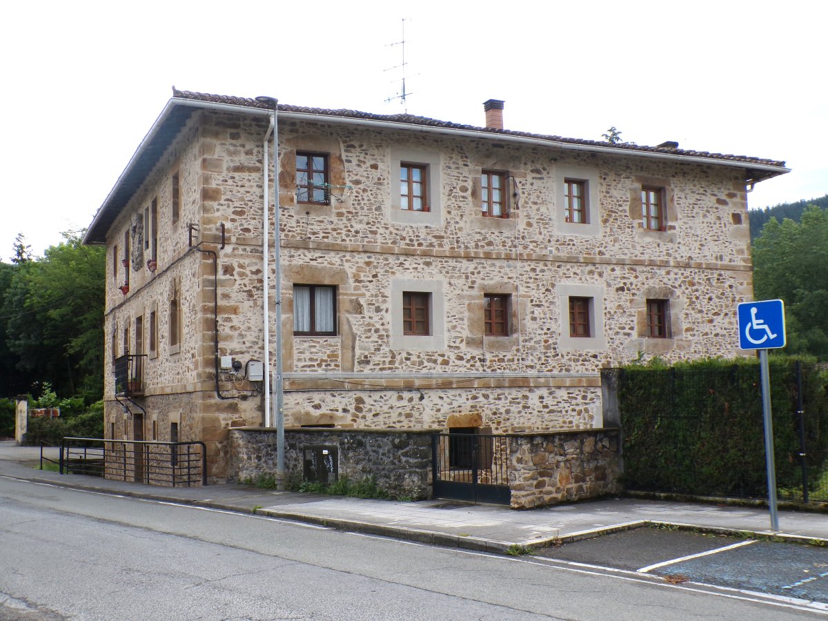 Arana-Andraka Jauregia. Aiara (Luiaondo)