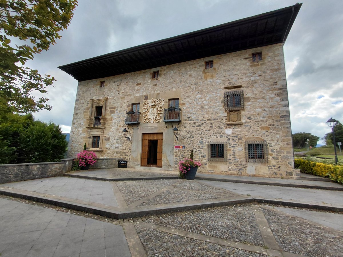 Otalora Dorretxea. Aretxabaleta (Aozaratza)