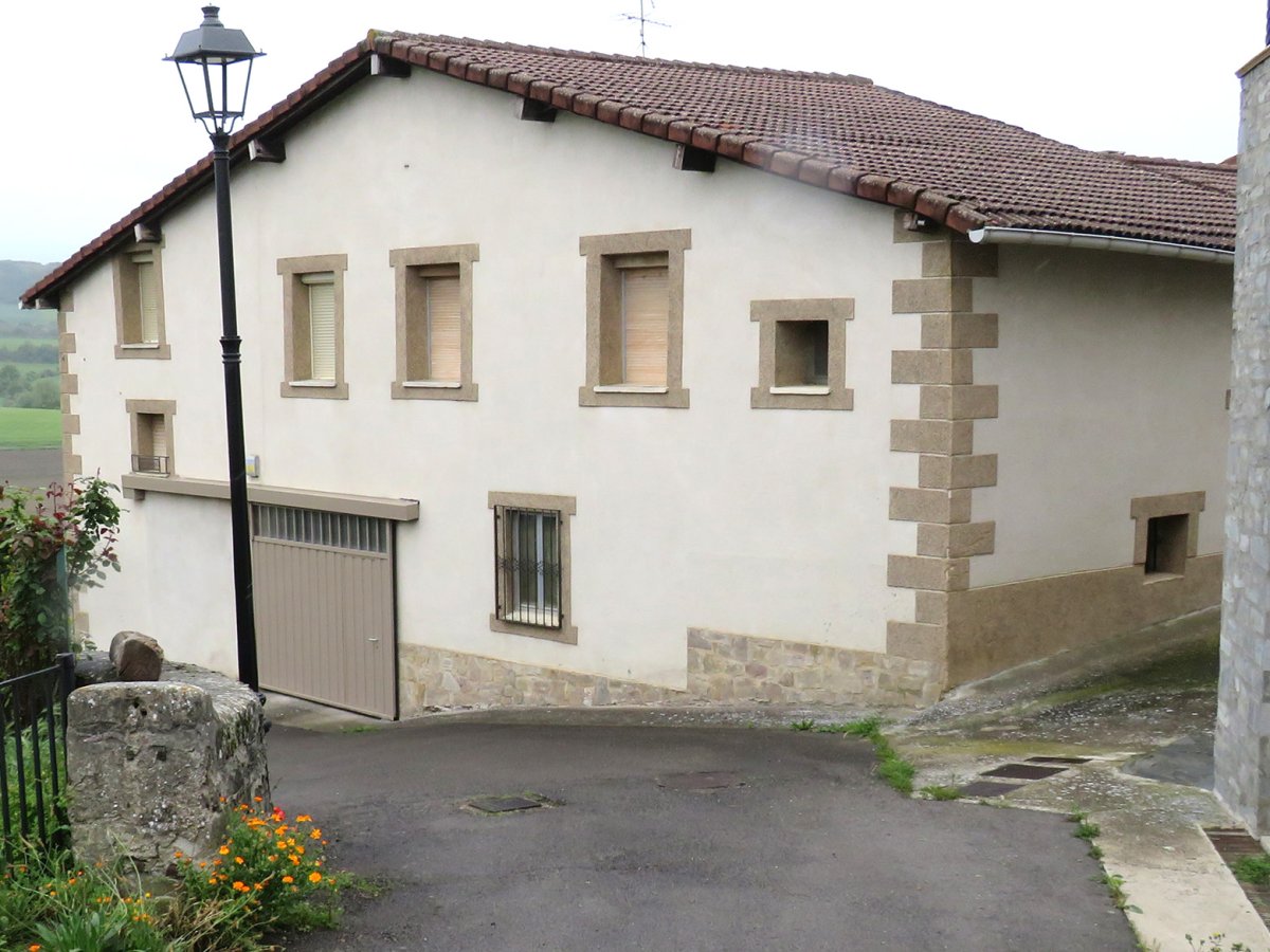 Etxea (Kale Nagusia 8), Heredia-Barrundia