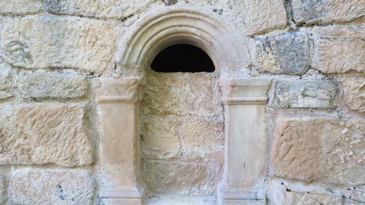 Osasun Iturria, Bastida