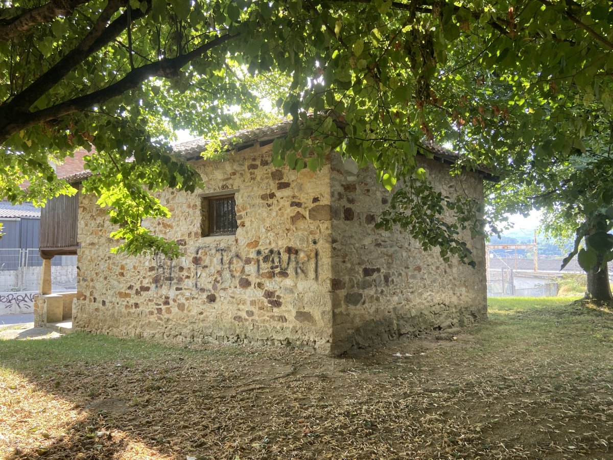 San Lontzo Ermita. Bedia (Murtatza)