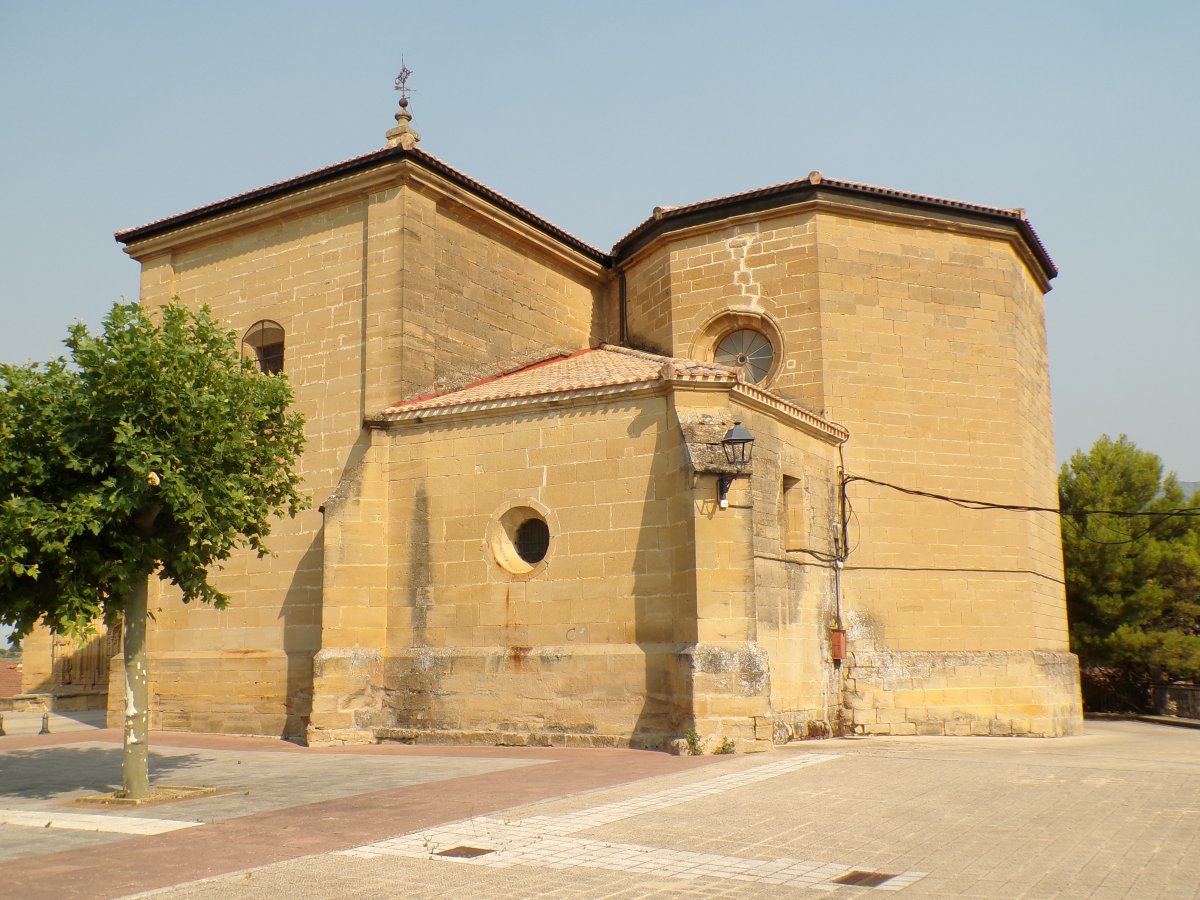 Andra Maria Sortzez Garbiaren Eliza. Navaridas