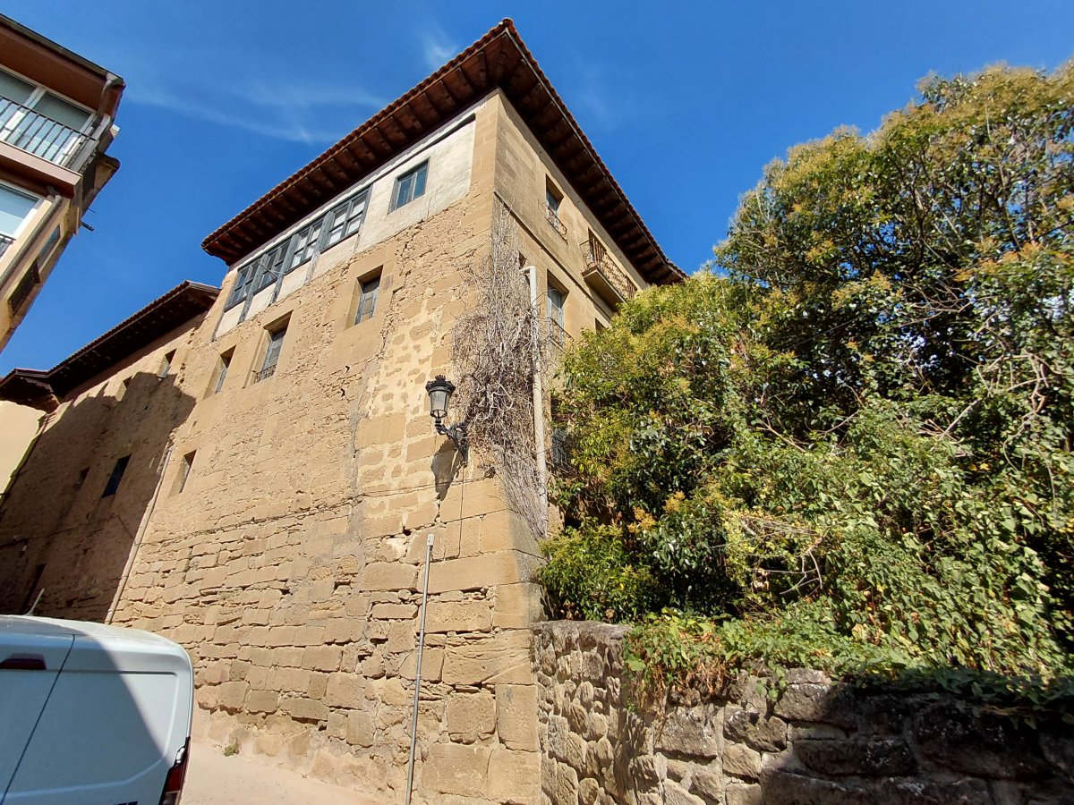 Ramirez de la Piscina Jauregia. Eltziego