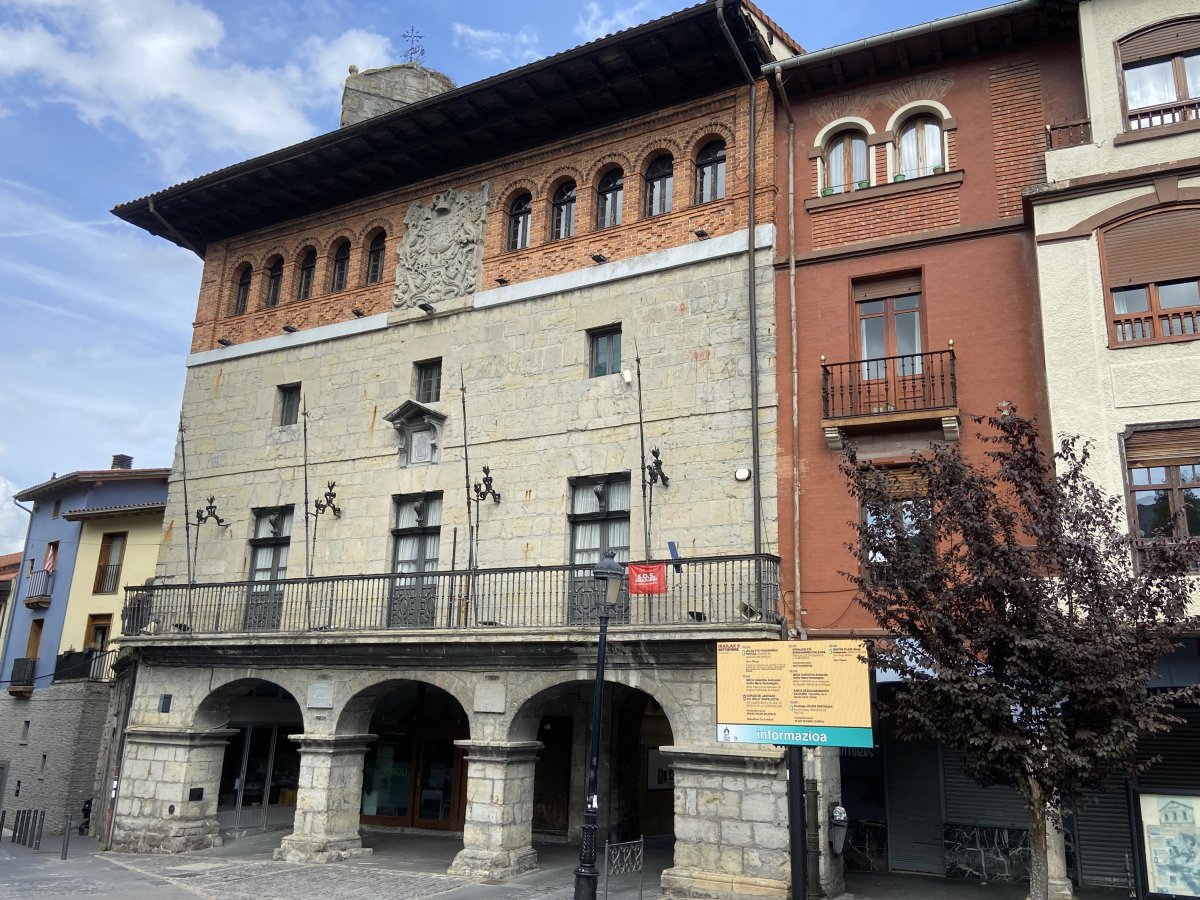Udaletxea. Urduña