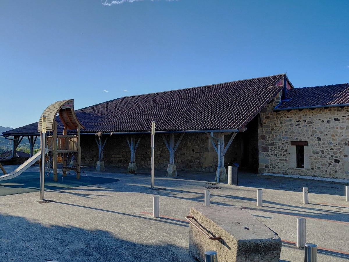 Larrinetako San Pedro Ermita. Zornotza (Boroa)