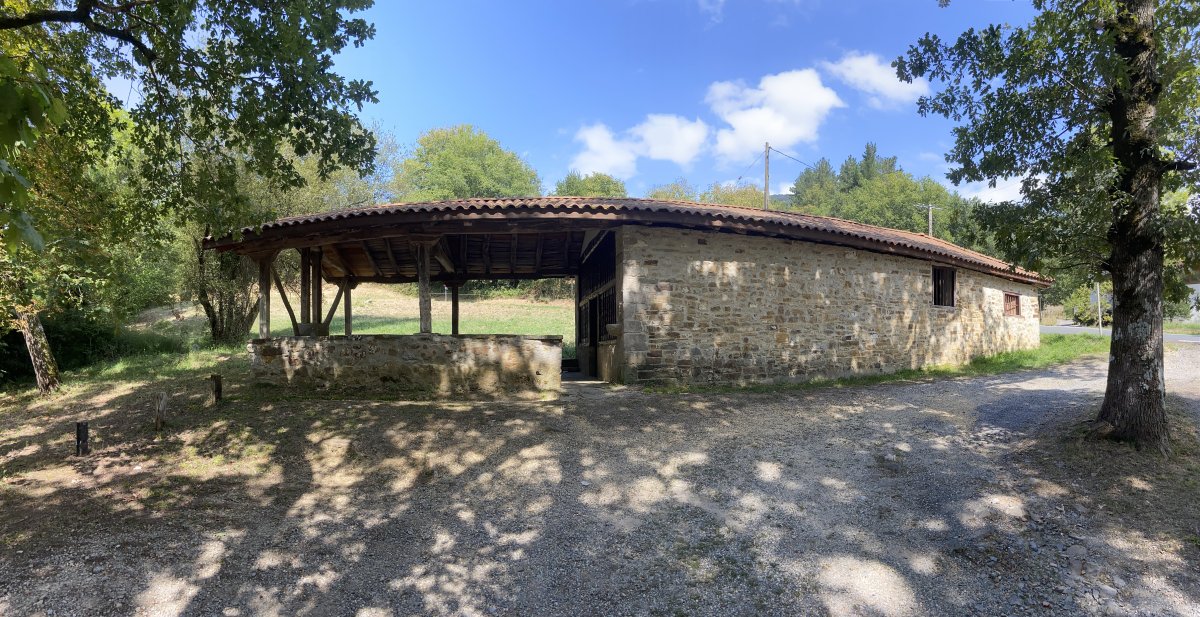 Azkuenagako Santiago Ermita. Dima (Santiago)