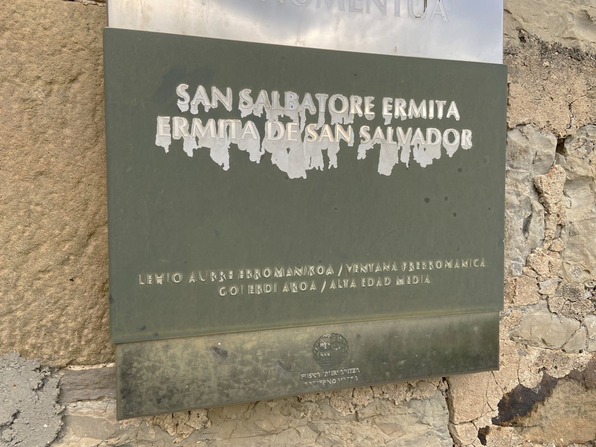 San Salvador Ermita. Larrabetzu (Astoreka)