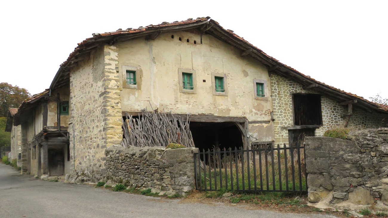 Urbina baserria, Abezia-Urkabustaiz