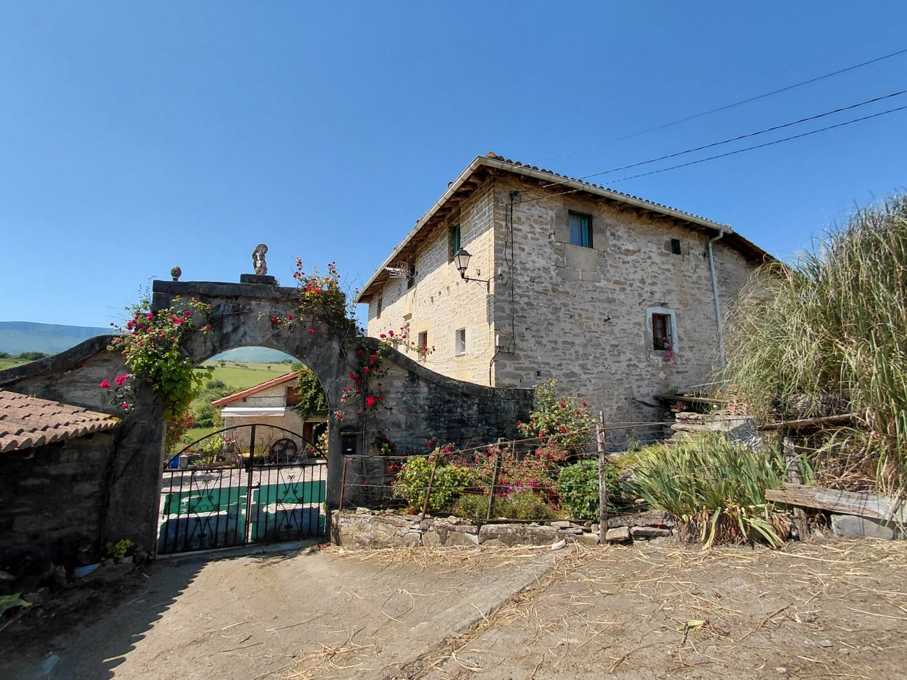 Santa Casilda Etxea. Aiara (Menoio)