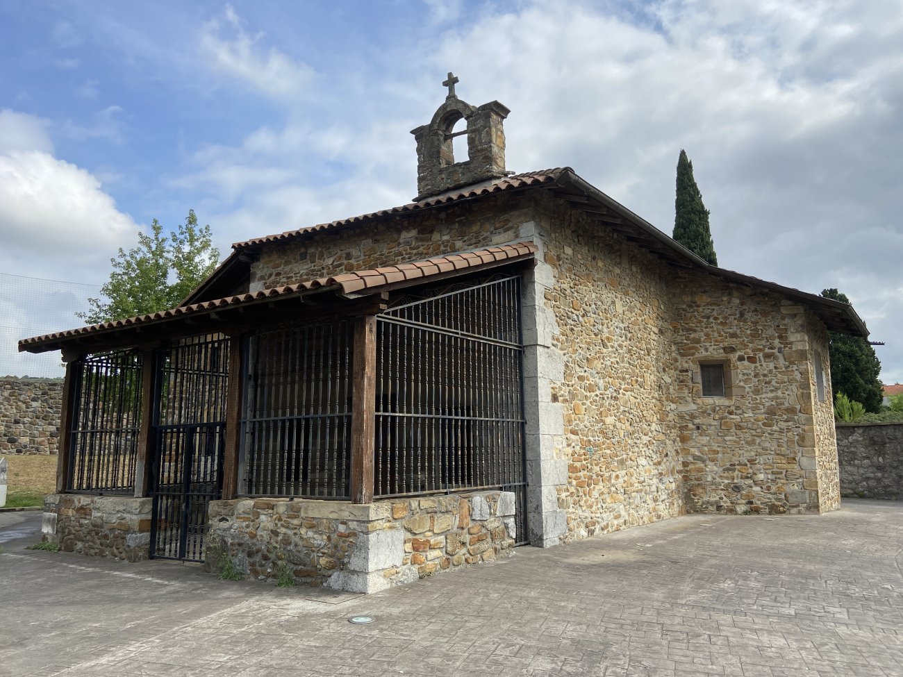 Landaederragako Santo Kristoa Ermita. Arrigorriaga